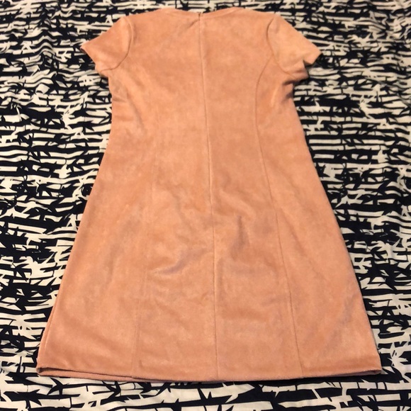 Pink stretch suede dress - Picture 2 of 3
